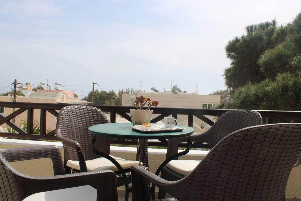 Rodi Apartments 1 Kamári 외부 사진